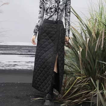 Retro A-Line Midi Cotton Skirt: Ribbon Detail & Styling